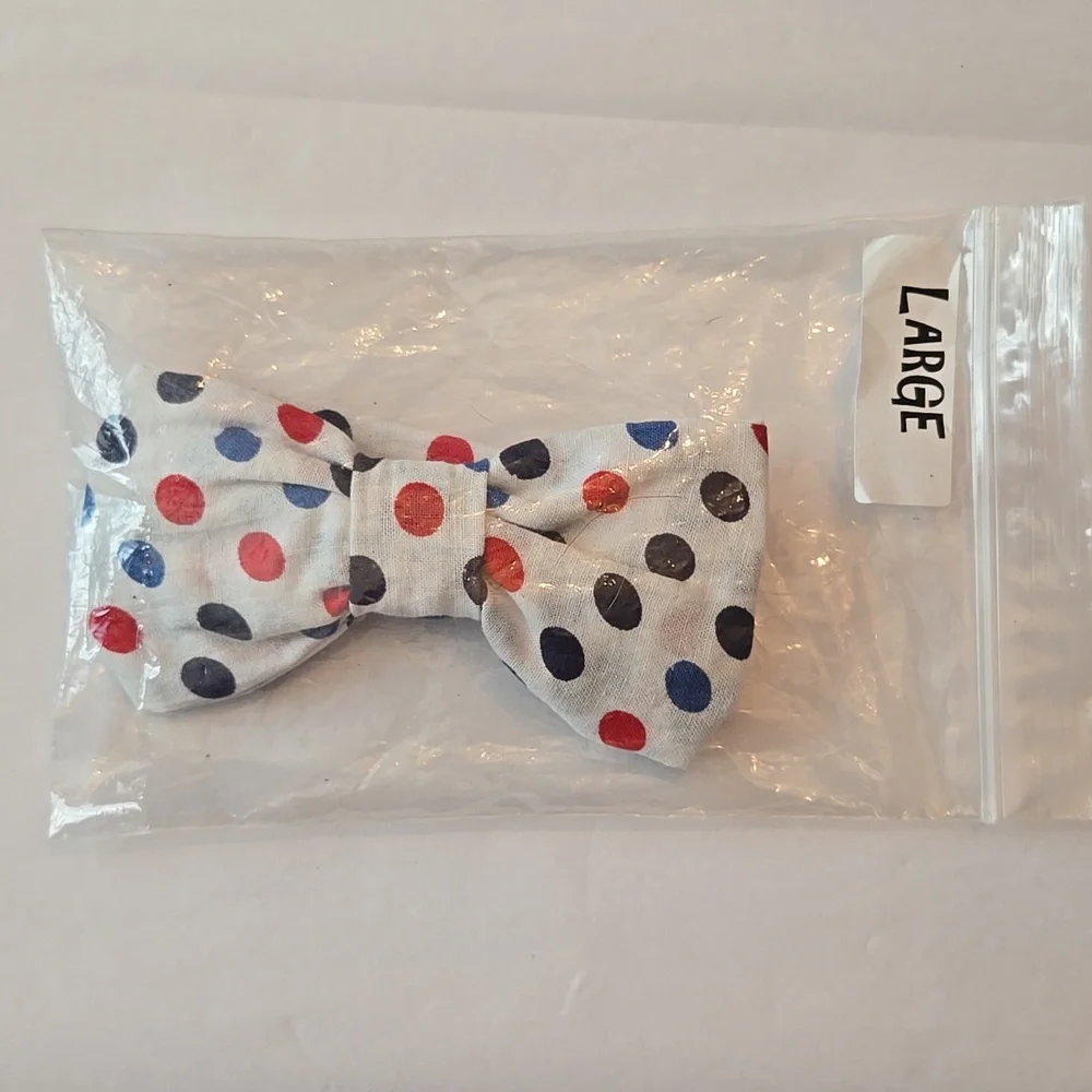NWT Bow Tie White Red Blue Polka Dots Pretied Adjustable Length Approx 11-15.5